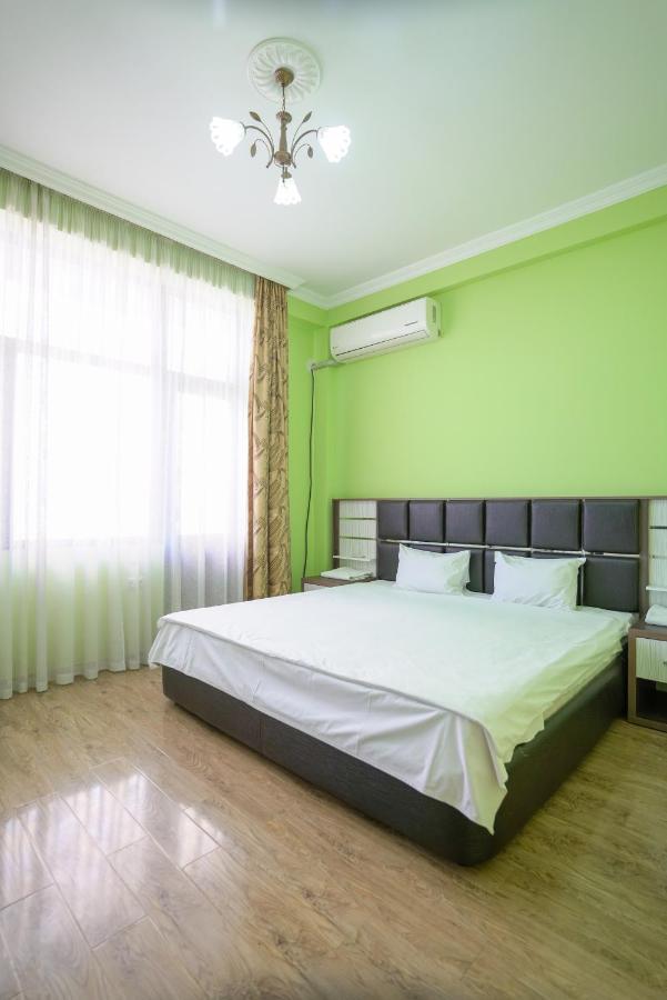 Apartments 37B บาทูมิ ภายนอก รูปภาพ