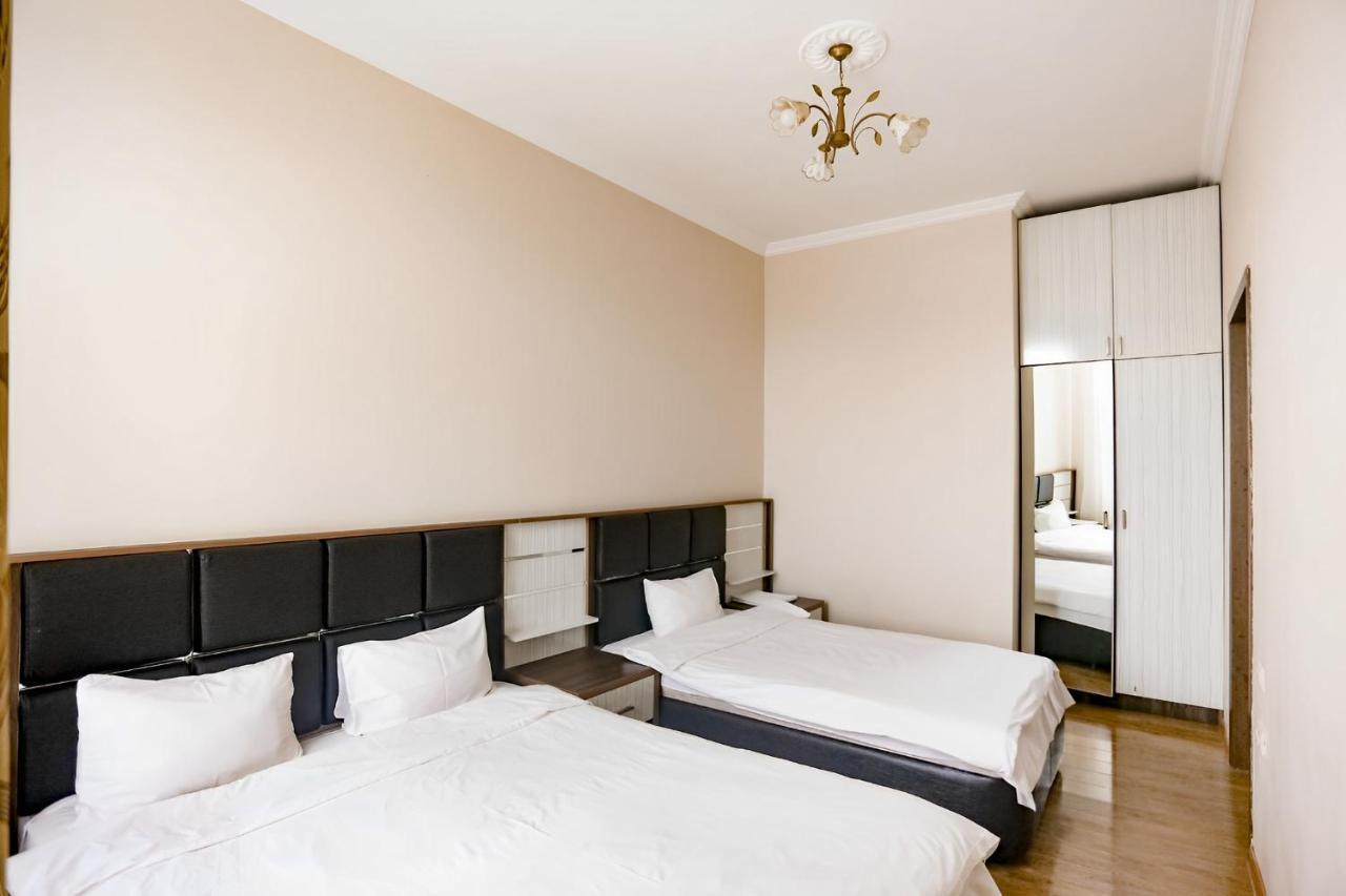 Apartments 37B บาทูมิ ภายนอก รูปภาพ