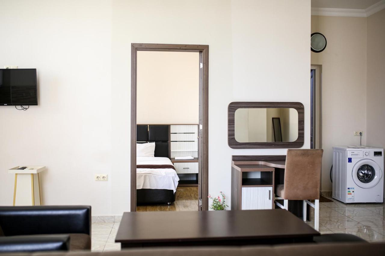 Apartments 37B บาทูมิ ภายนอก รูปภาพ