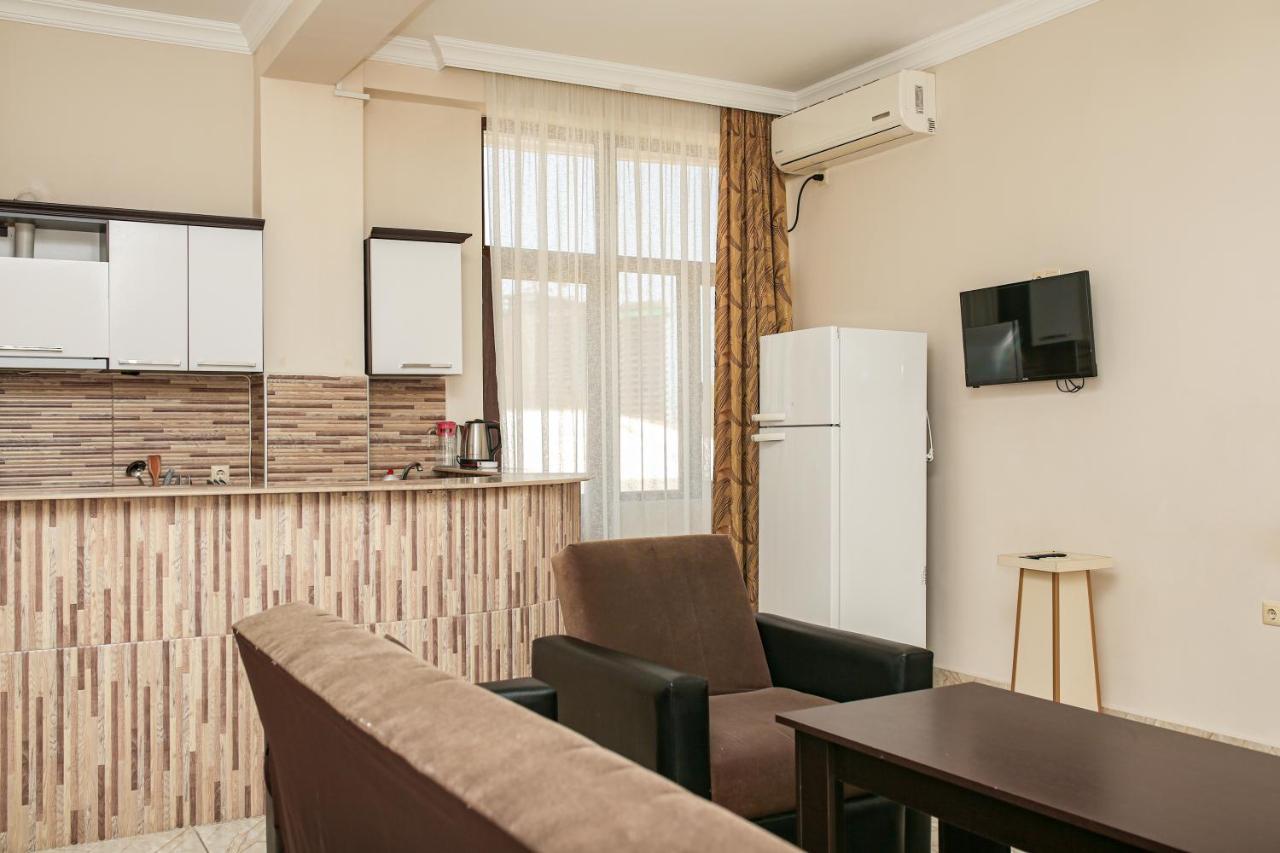Apartments 37B บาทูมิ ภายนอก รูปภาพ
