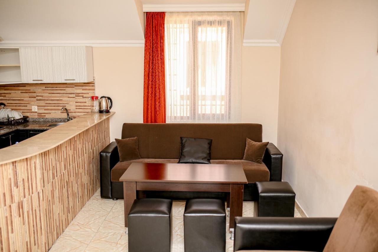 Apartments 37B บาทูมิ ภายนอก รูปภาพ